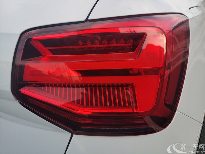 奥迪Q2L 35TFSI 2020款 1.4T 自动 进取动感型 (国Ⅵ) 