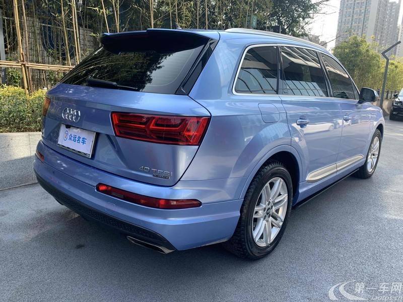 奥迪Q7 40 [进口] 2016款 2.0T 自动 S Line运动型 