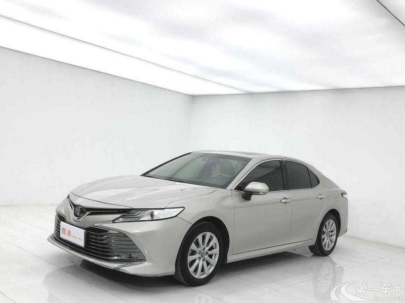 丰田凯美瑞2019款20l自动豪华版国Ⅴ