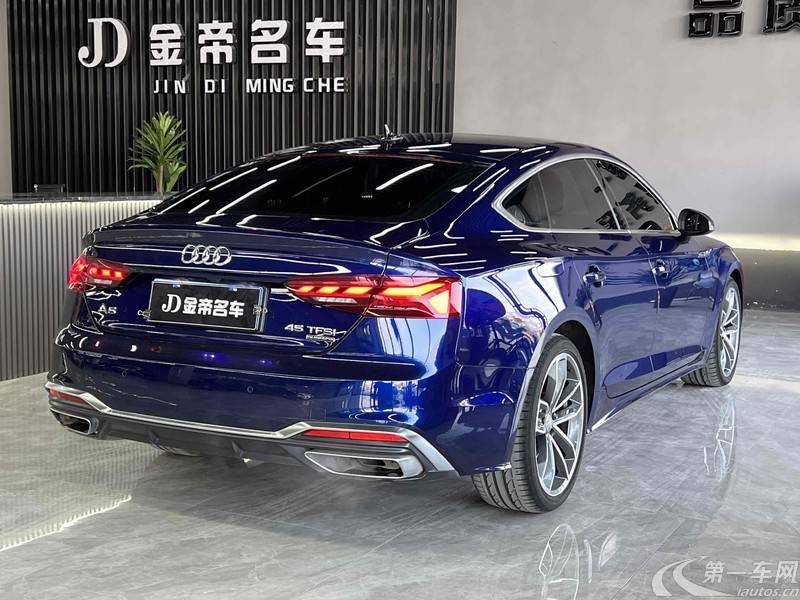 奥迪A5掀背 40TFSI [进口] 2021款 2.0T 自动 汽油 时尚动感型 
