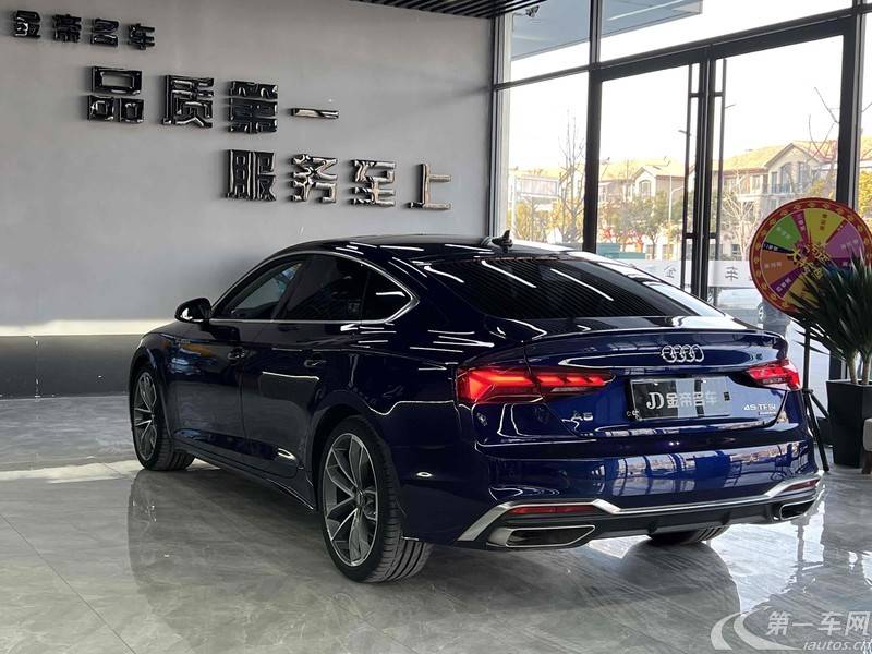奥迪A5掀背 40TFSI [进口] 2021款 2.0T 自动 汽油 时尚动感型 