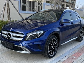 奔驰gla 200 1.6t 自动 蓝调版