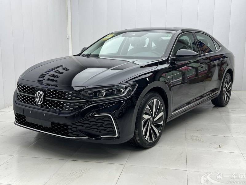 大众帕萨特2022款20t自动汽油330tsi星空豪华版国Ⅵ