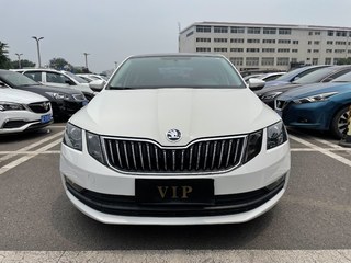 斯柯达明锐 1.2t 自动 230tsi舒适版