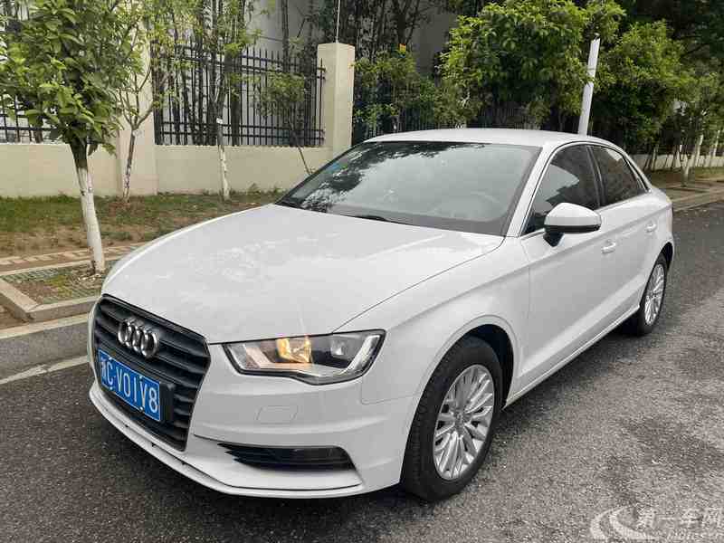 奥迪A3 35TFSI 2014款 1.4T 自动 进取型Limousine (国Ⅴ) 