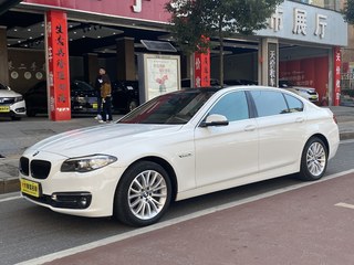 宝马5系 525Li 2.0T 自动 豪华设计套装 