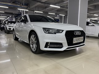 奥迪A4L 45TFSI 2.0T 自动 30周年quattro个性运动版 