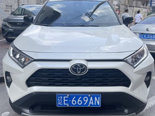 丰田RAV4 荣放 2.0L 自动 风尚版 