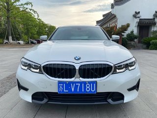 宝马3系 320i 2.0T 自动 运动套装 