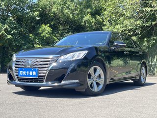 丰田皇冠 2.0T 