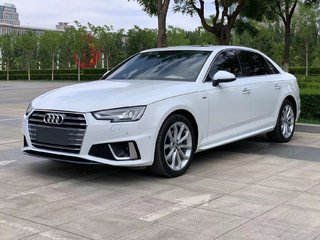 奥迪A4L 40TFSI 2.0T 自动 时尚型 