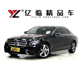 奔驰E级 E300L 2.0T 自动 运动时尚型 