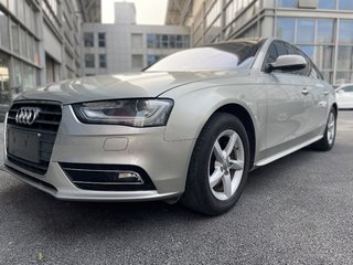 奥迪A4L 35TFSI 