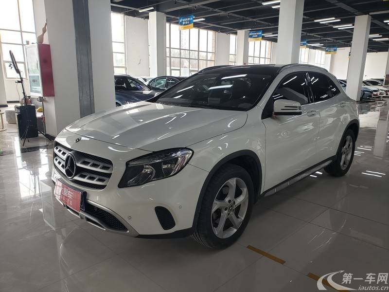 奔驰GLA 200 2018款 1.6T 自动 动感型 (国Ⅵ) 