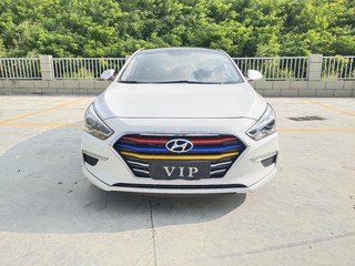 现代名图 1.8L 自动 智能型 