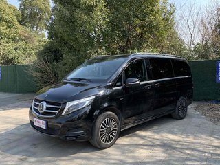 奔驰V级 2.0T 