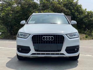 奥迪Q3 35TFSI 2.0T 自动 进取型 