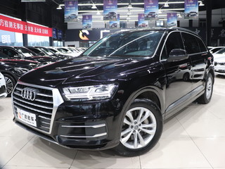 奥迪Q7 45 3.0T 自动 技术型 