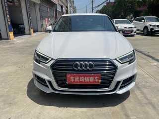 奥迪A3 35TFSI 1.4T 自动 进取型30周年Limousine 