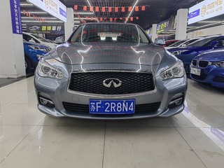 英菲尼迪Q50L 2.0T 自动 舒适版 