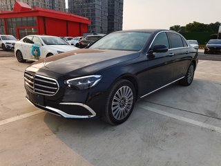 奔驰E级 E300L 2.0T 自动 豪华型 