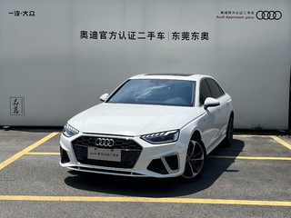 奥迪A4L 40TFSI 2.0T 自动 时尚动感型 