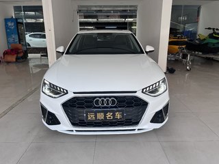 奥迪A4L 40TFSI 2.0T 自动 时尚致雅型 