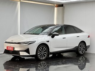 小鹏P5 0.0T 自动 550E 