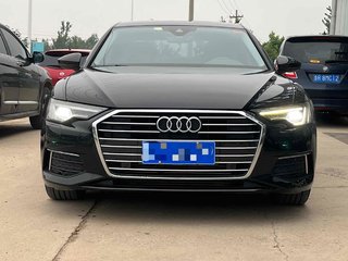 奥迪A6L 45TFSI 2.0T 自动 臻选致雅型 