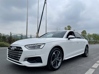 奥迪A4L 40TFSI 2.0T 自动 时尚动感型 