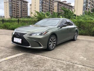 雷克萨斯ES 300h 