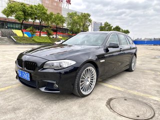 宝马5系旅行 530i 3.0L 自动 领先型 