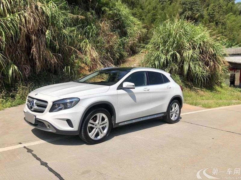 奔驰GLA 200 2016款 1.6T 自动 动感型 (国Ⅴ) 
