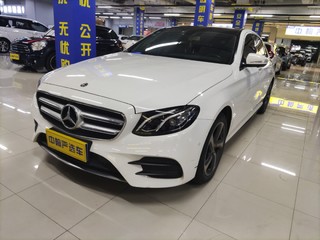 奔驰E级 E300L 2.0T 自动 运动时尚型 