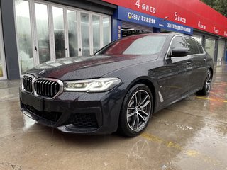 宝马5系新能源 535Le 2.0T 自动 先锋版M运动套装 