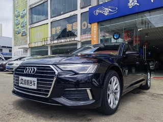 奥迪A6L 40TFSI 2.0T 自动 豪华致雅型 