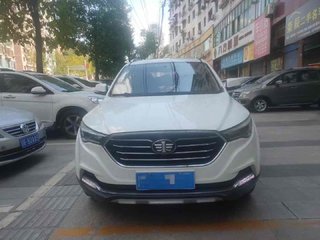 奔腾X40 1.6L 自动 豪华型网红版 