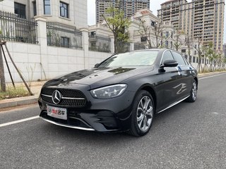 奔驰E级 E300L 运动豪华型 