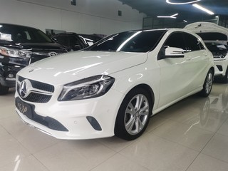 奔驰A级 A200 1.6T 自动 动感型 