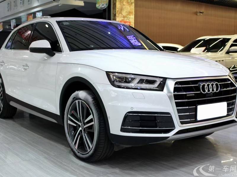 奥迪Q5L 45TFSI 2020款 2.0T 自动 尊享时尚型 (国Ⅵ) 