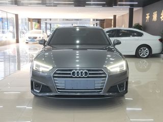 奥迪A4L 40TFSI 2.0T 自动 时尚型 