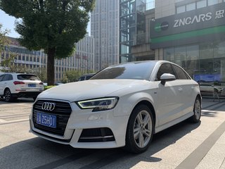 奥迪A3 35TFSI 1.4T 自动 时尚型Limousine 