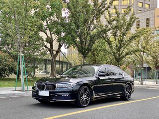 宝马7系 730Li 2.0T 自动 领先型 