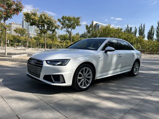 奥迪A4L 40TFSI 2.0T 自动 时尚型 