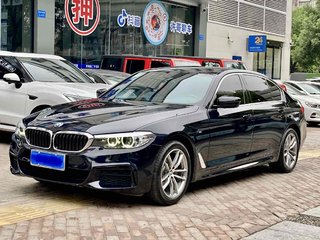 宝马5系 525Li 2.0T 自动 M运动套装 