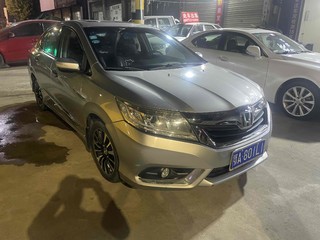 凌派 1.8L 豪华版 