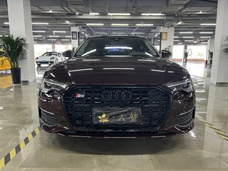 奥迪A6L 45TFSI 2.0T 自动 臻选致雅型 