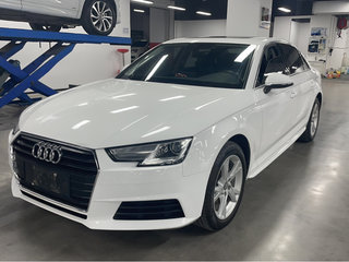 奥迪A4L 40TFSI 2.0T 自动 进取型 