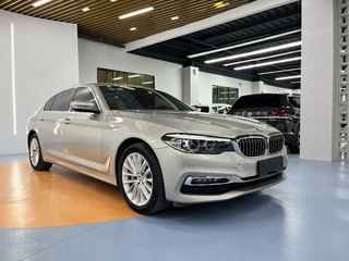 宝马5系 530Li 2.0T 自动 领先型豪华套装 