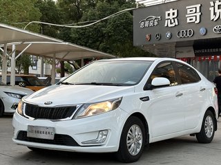 起亚K2 1.4L 自动 GLS 